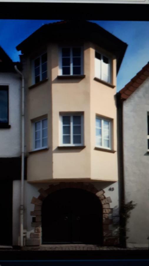 Turmhaus In Der Altstadt Рінтельн Екстер'єр фото